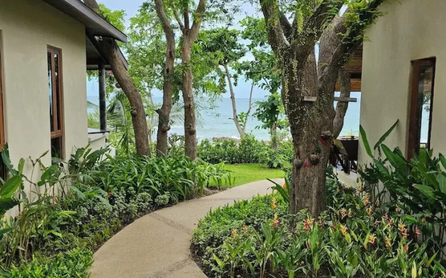 Samed Tamarind Beach Resort