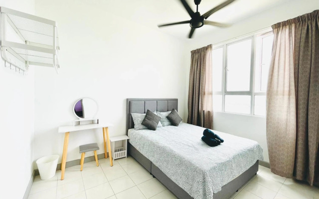 New Unit Seaview Families Suite - Purple Paradise