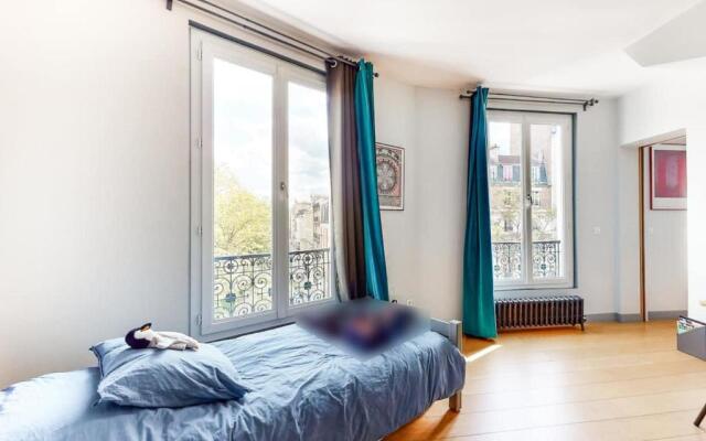 GuestReady - Modern and spacious 3BR duplex in Boulogne-Billancourt