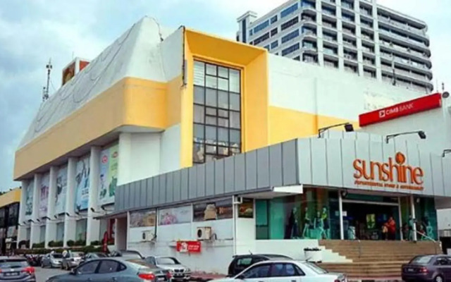 Super 8 Hotel @ Bayan Baru