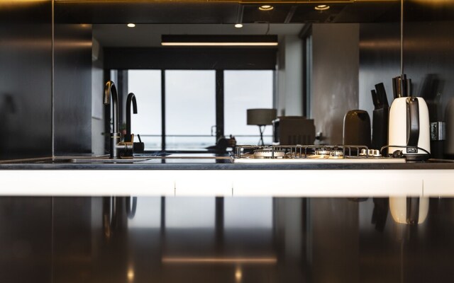 HFN Crown Boutique Apartment