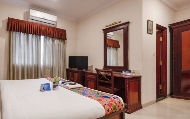 Hotel Raj International