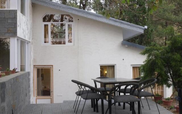 The Bungalows Lake Side, Naukuchiatal by Leisure Hotels