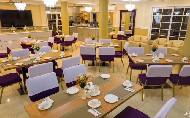 Zimansky Hotel