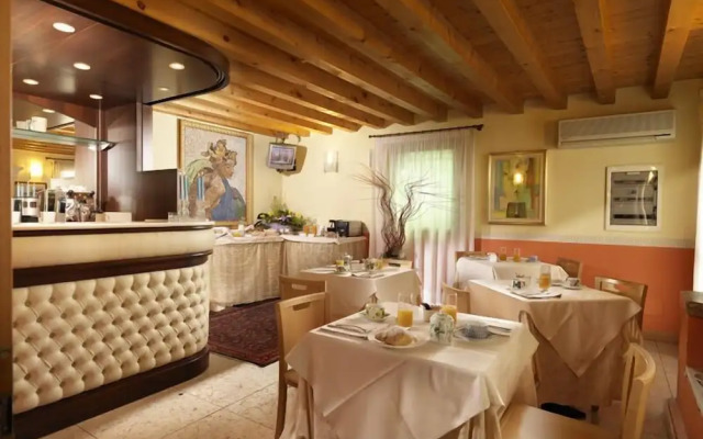 Hotel Roma