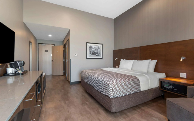 Best Western Plus East Side