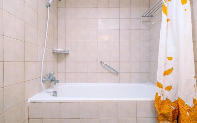 Nice And Elegant 2Br Apartment At Taman Rasuna Kuningan