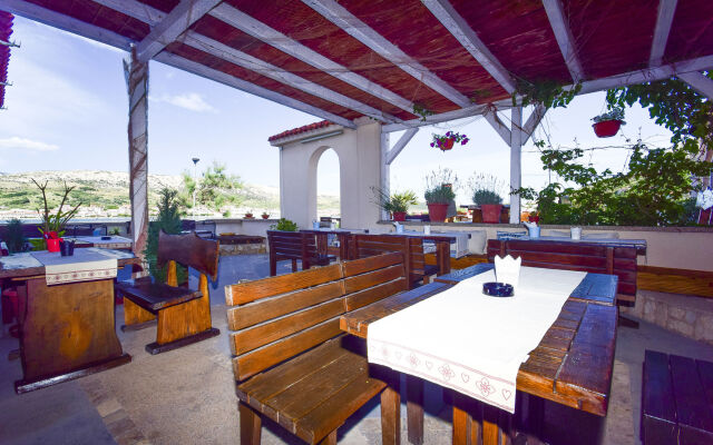 Guest house Revelin
