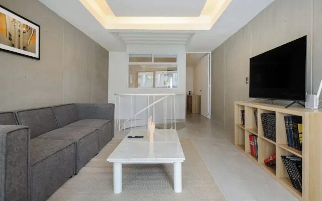 Berna 14 by Wynwood House