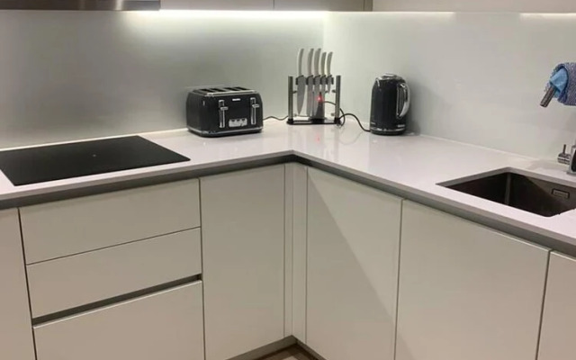 Luxurious 1-bed Apartment Located in London