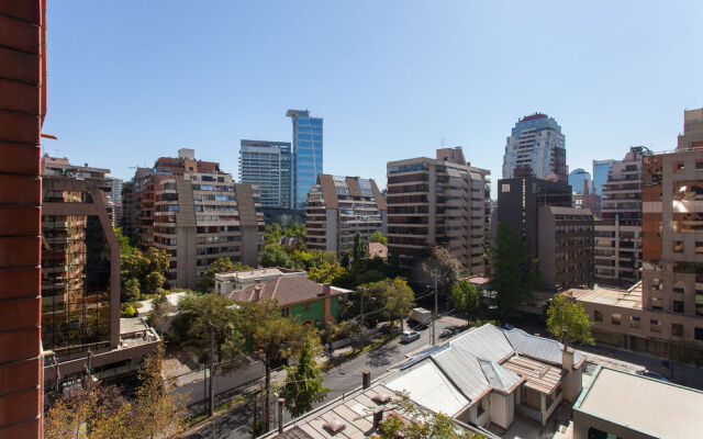 El Golf Apartment