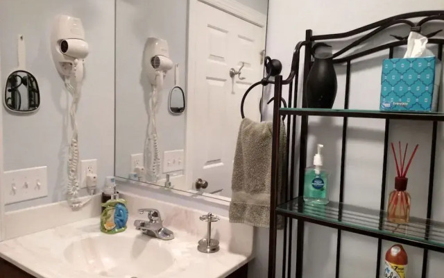 Four Mile Bed & Breakfast