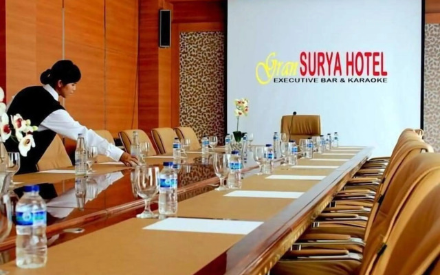 Hotel Gran Surya