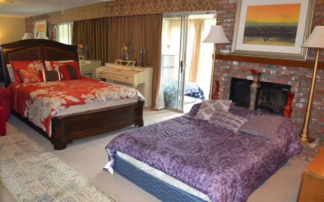 Bed and Breakfast in Hollywood Hills