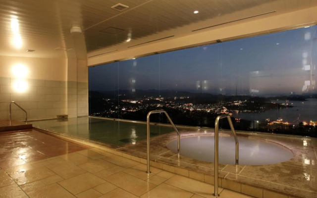 Yumihari No Oka Hotel