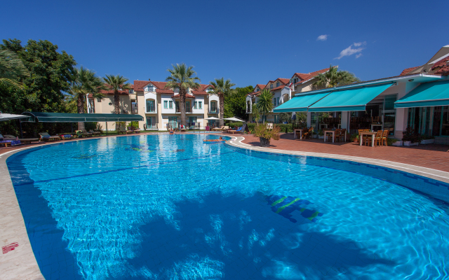 Rebin Beach Hotel