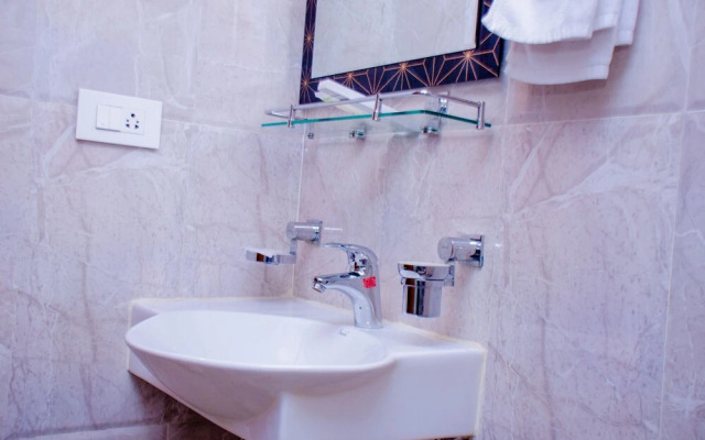 Hotel Platinum