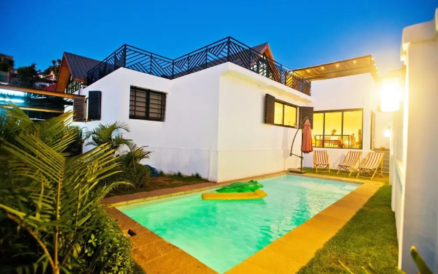 Guest house # jardin # piscine # prox centre ville