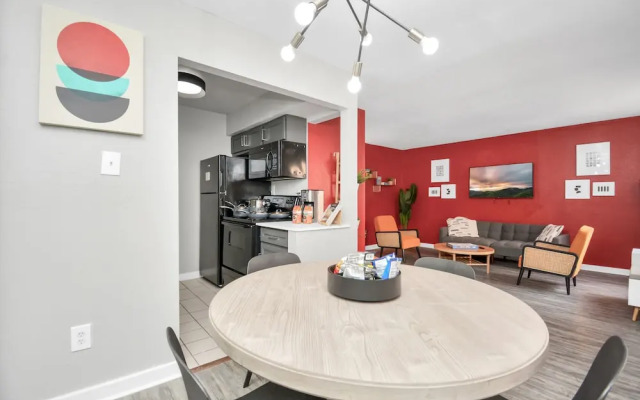 Tx Home Group - Uptown Galleria