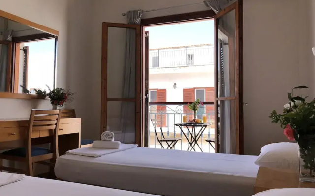 Main Guest House Skiathos