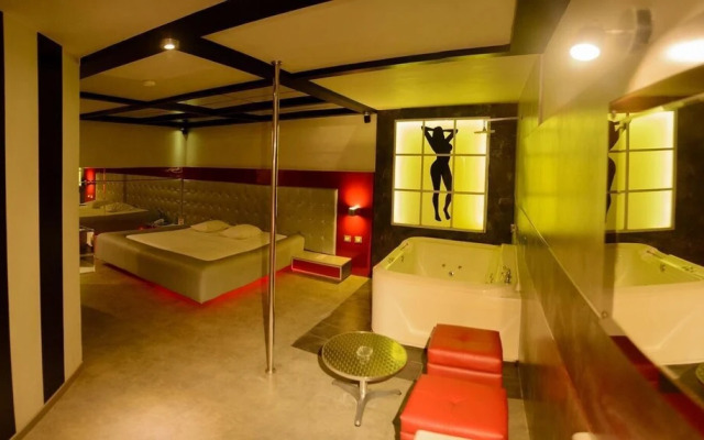 Orei' Suites & Spa