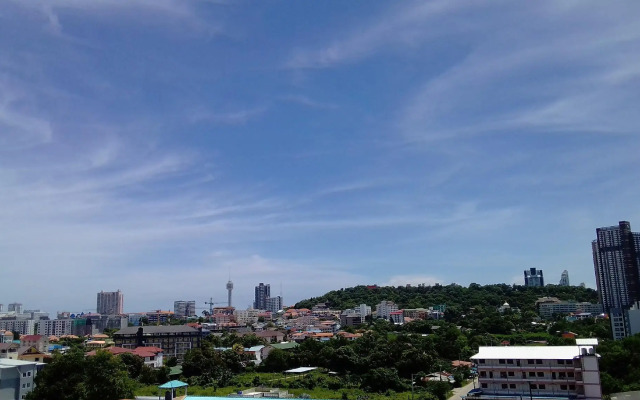 Phuphaya Resort Pattaya