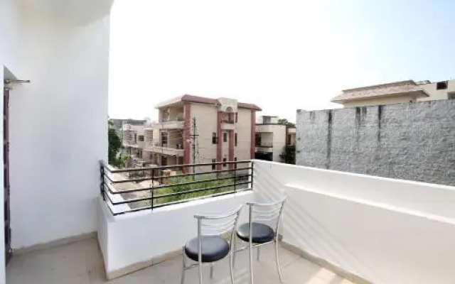 Satyam Home Stay By OYO Rooms