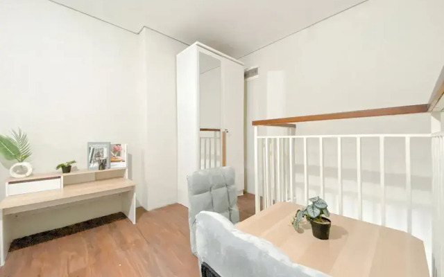 Full Furnished Studio Loft with Sofa Bed Nifarro Park Apartment