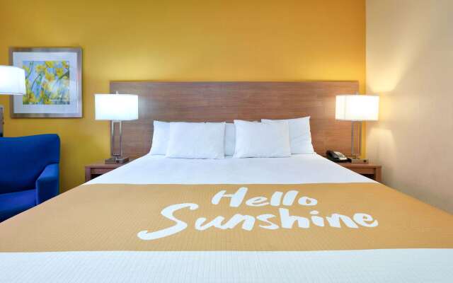 Days Inn by Wyndham Batesville
