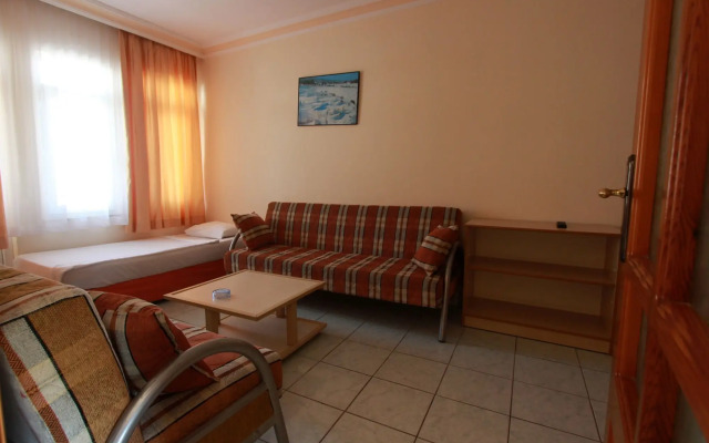 Отель Damlatas Elegant Apart