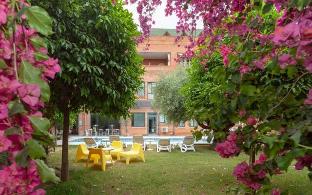 Hotel AACR Monteolivos