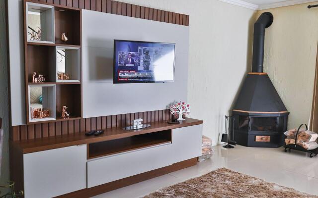 LOCAR-IN CANELA- Vivendas das Flores