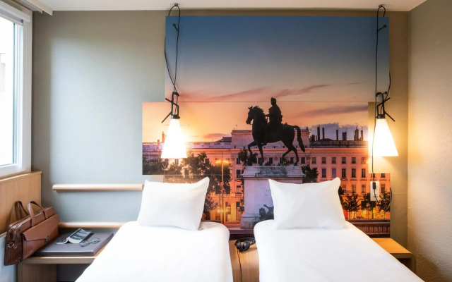 ibis Lyon Gerland Rue Merieux