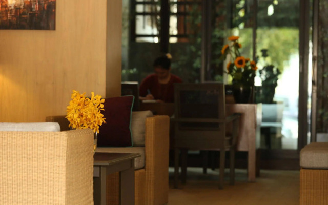 The Peaberry Explorer Hotel