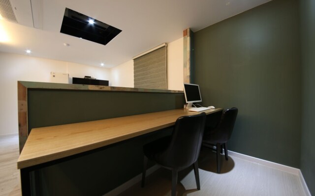 2 Night Business Hotel