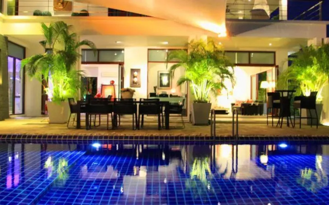 Phu Montra Mansion