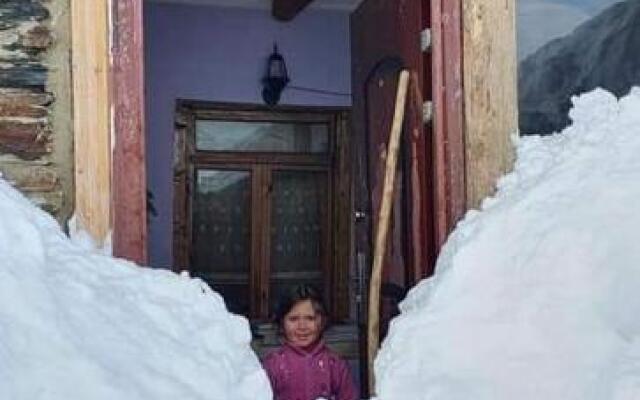 Guesthouse SVANURI SAKHLI