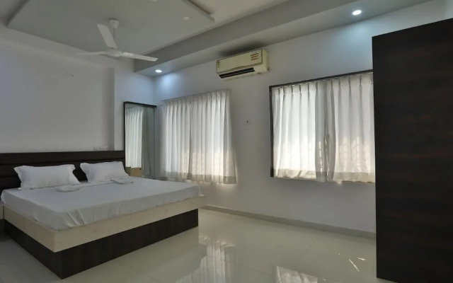 Hotel Sai Ratna