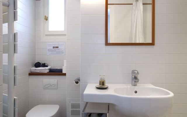 Hotelhome Paris 16