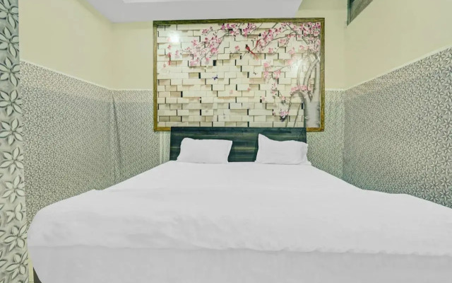 Oyo Flagship 805571 Hotel New Ss Palace.