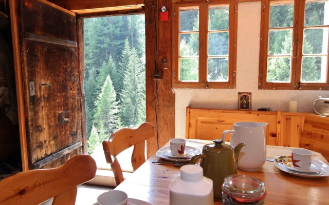 Chalet in Binntal-langtal With Garden
