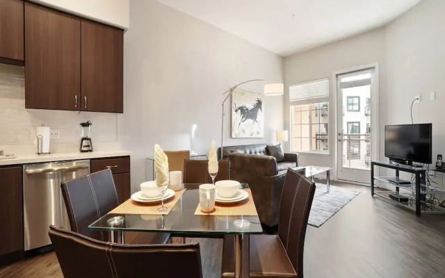 Global Luxury Suites in Campbell