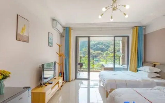 Lanqu Hotel