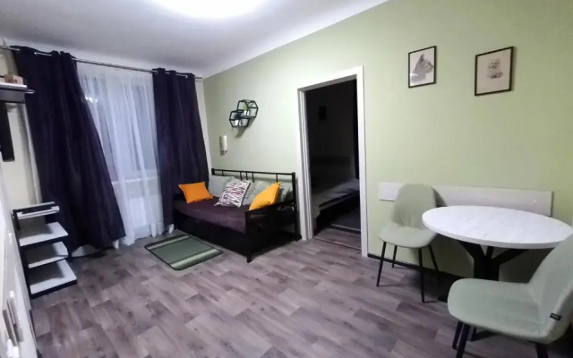 Apartments KVADRO Dnepr, ул Холодноярская, 19, Метеор Апполо Рабочая Титова