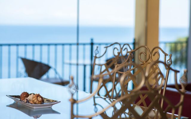 9 Muses Seaview Studios Corfu | Adults Only