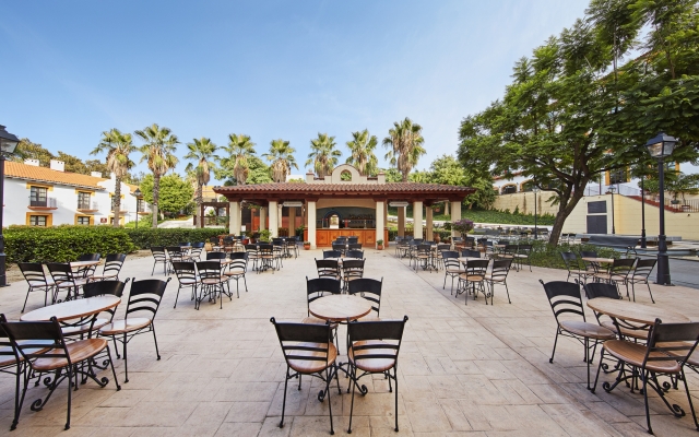 PortAventura Hotel El Paso - Includes unlimited access to PortAventura Park & 1 access to Ferrari Land