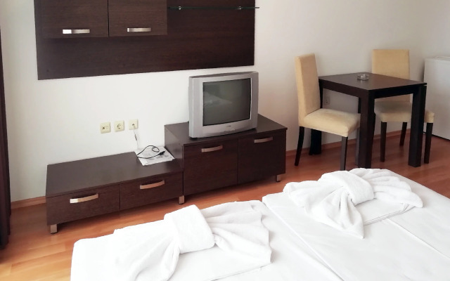 Apart-hotel Happy