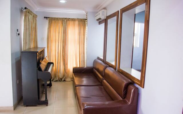Kaft Hotels and Lounge