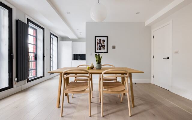 Hausd - Leicester Square