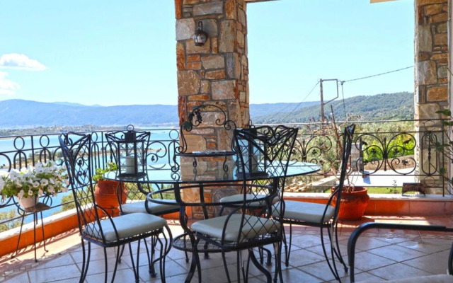 Aeriko Amazing Sea View Villa Galini